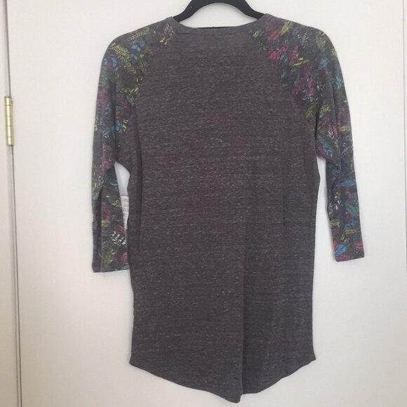 XS LuLaRoe Randy Tee DD11 1374 - Picture 2 of 5